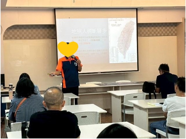 114年度教育推廣計畫(9)，針對國小教師辦理本保險的推廣教材研習，期待透過教學，將風險意識融入到每位學子的生活當中。