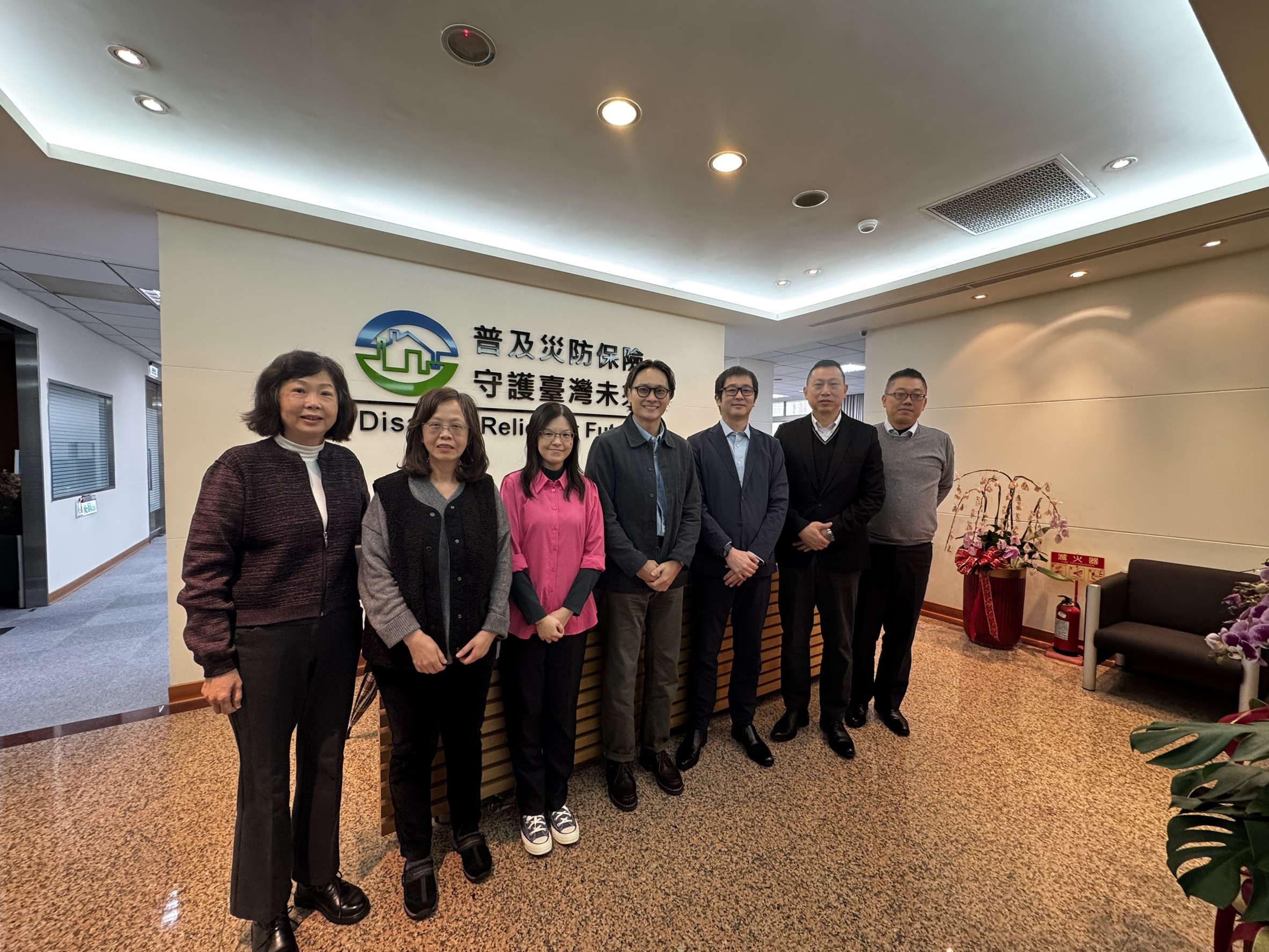 本基金與 SCOR Re 合影